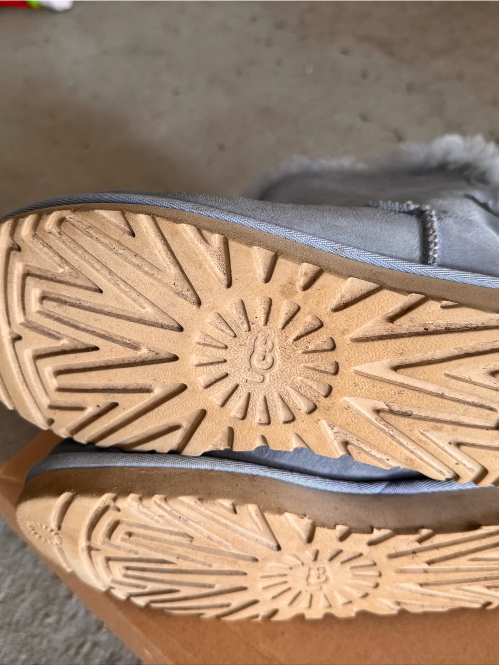 UGG Kids Light Blue Shearling Bow Back Boots - Picture 6 of 8